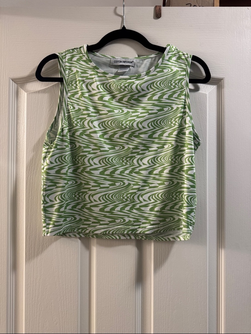 Cotton Emporium Green & White Swirl Crop Tank